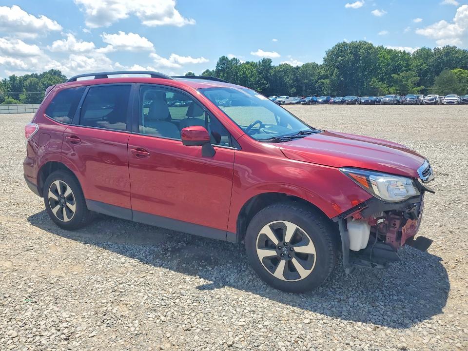 Foto 4 de la subasta – 2018 SUBARU FORESTER con VIN JF2SJAGC6JH533373