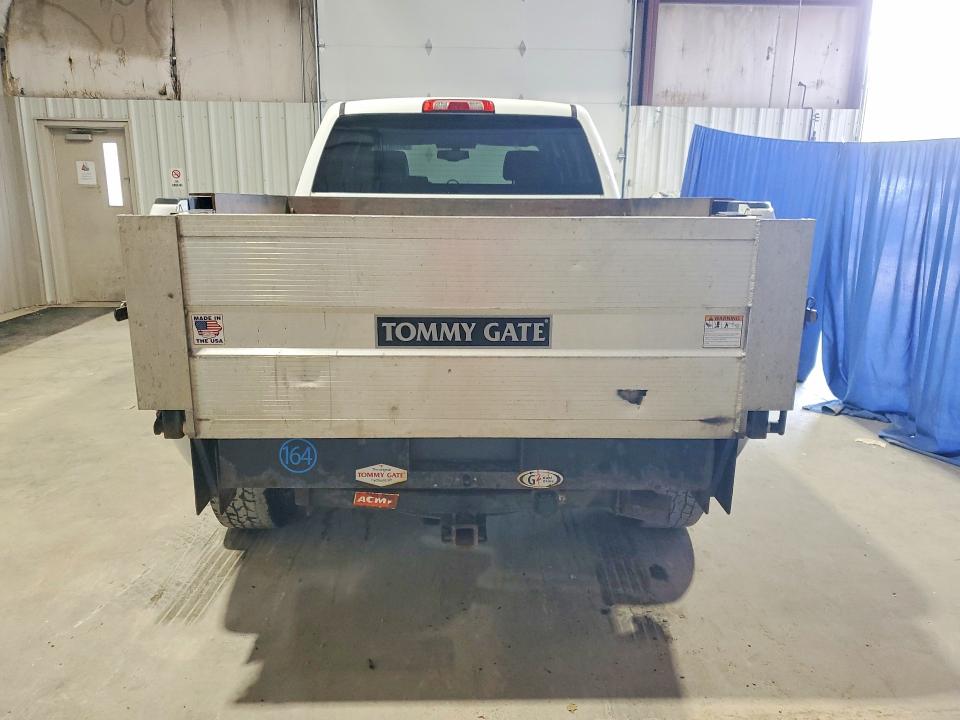 Photo 6 from auction – 2015 CHEVROLET SILVERADO with VIN 1GC4KZC83FF138817