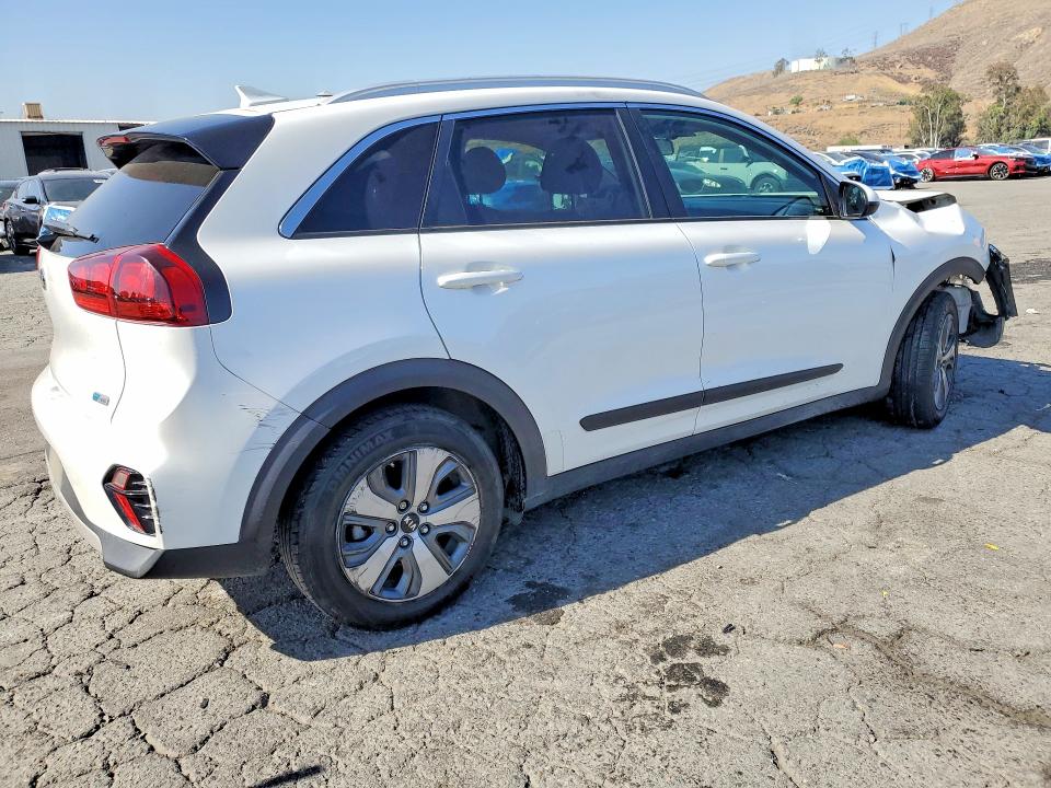 Photo 3 from auction – 2021 KIA NIRO with VIN KNDCB3LC1M5471520