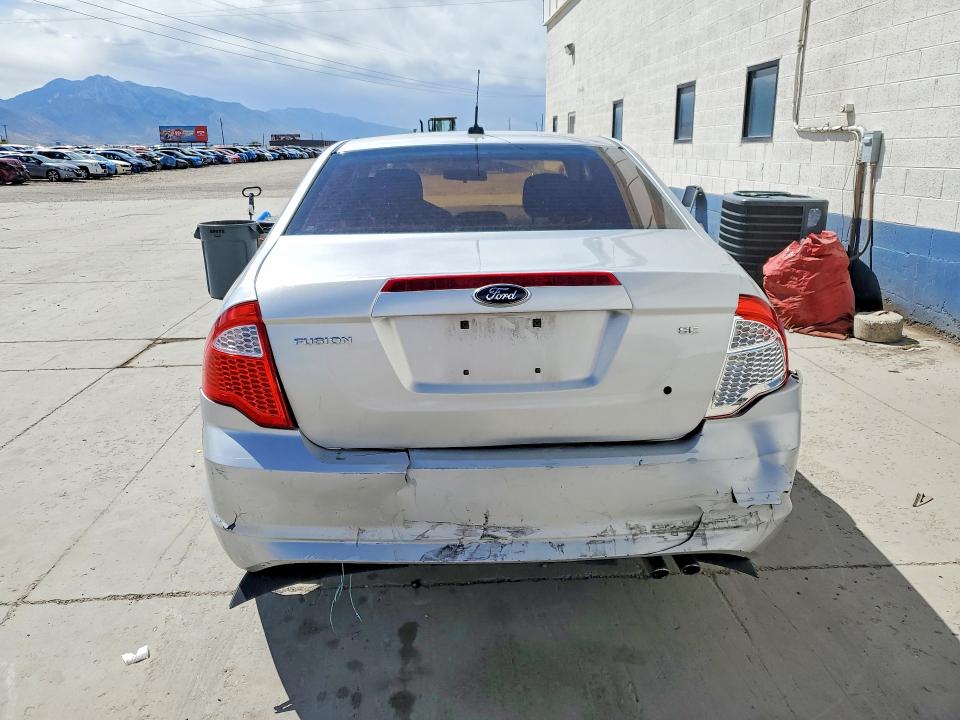 Photo 6 from auction – 2012 FORD FUSION with VIN 3FAHP0HA2CR328364