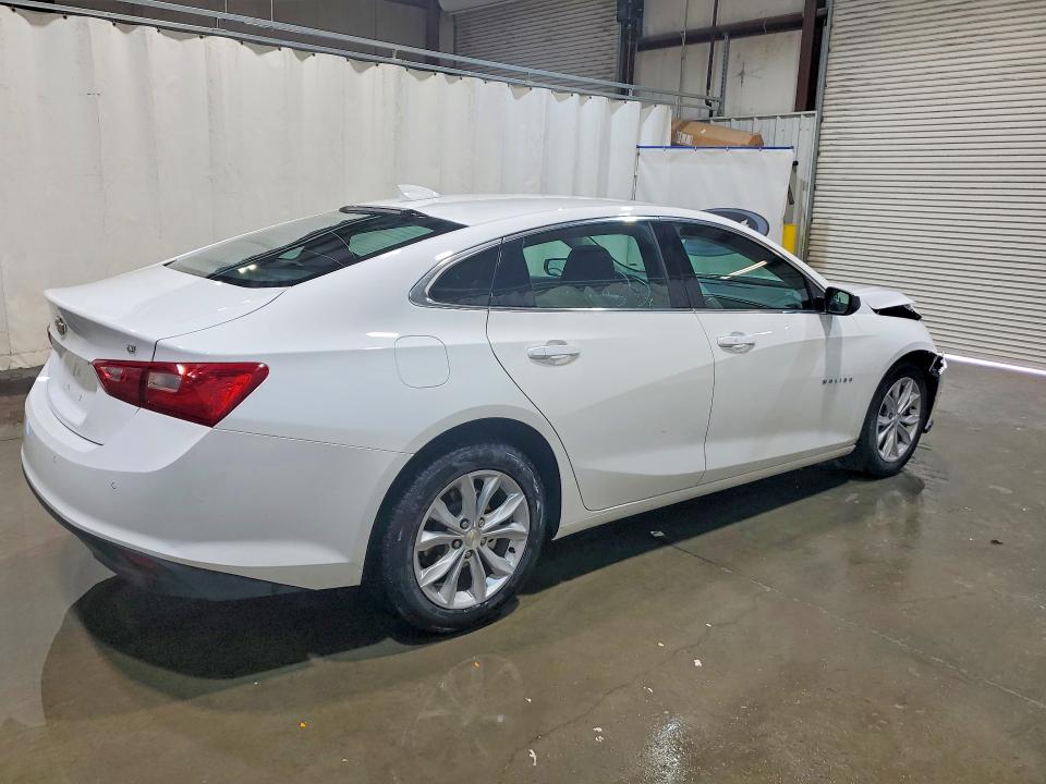 Photo 3 from auction – 2025 CHEVROLET MALIBU with VIN 1G1ZD5ST6SF144550