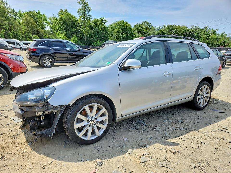 VOLKSWAGEN JETTA 2013 with VIN 3VWPL7AJXDM696954 - Photo from auction