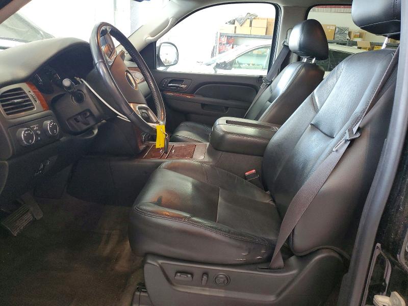 Photo 7 from auction – 2010 CHEVROLET AVALANCHE with VIN 3GNVKGE07AG246503