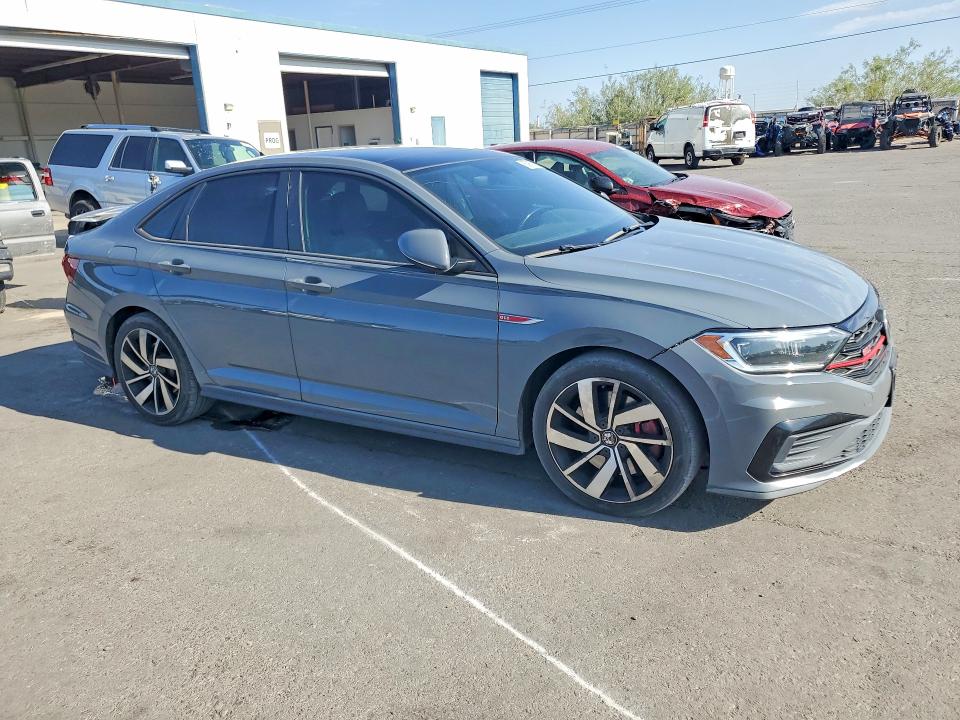 Photo 4 from auction – 2019 VOLKSWAGEN JETTA with VIN 3VW5T7BUXKM144819
