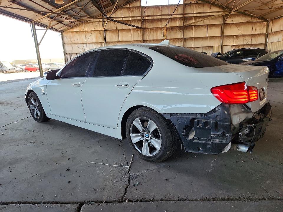 Photo 2 from auction – 2013 BMW 528 with VIN WBAXG5C50DD231880