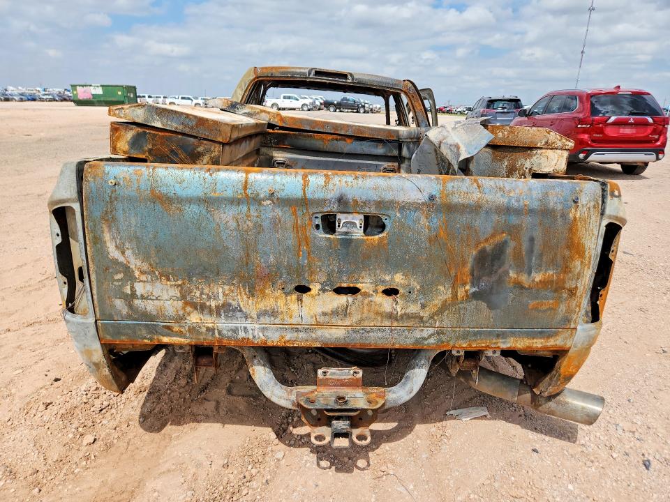 Photo 6 from auction – 2003 DODGE RAM 3500 with VIN 3D7MU48C83G834566