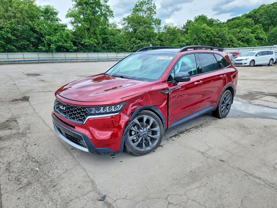 KIA SORENTO 2022 with VIN 5XYRHDLF9NG134482 - Photo from auction