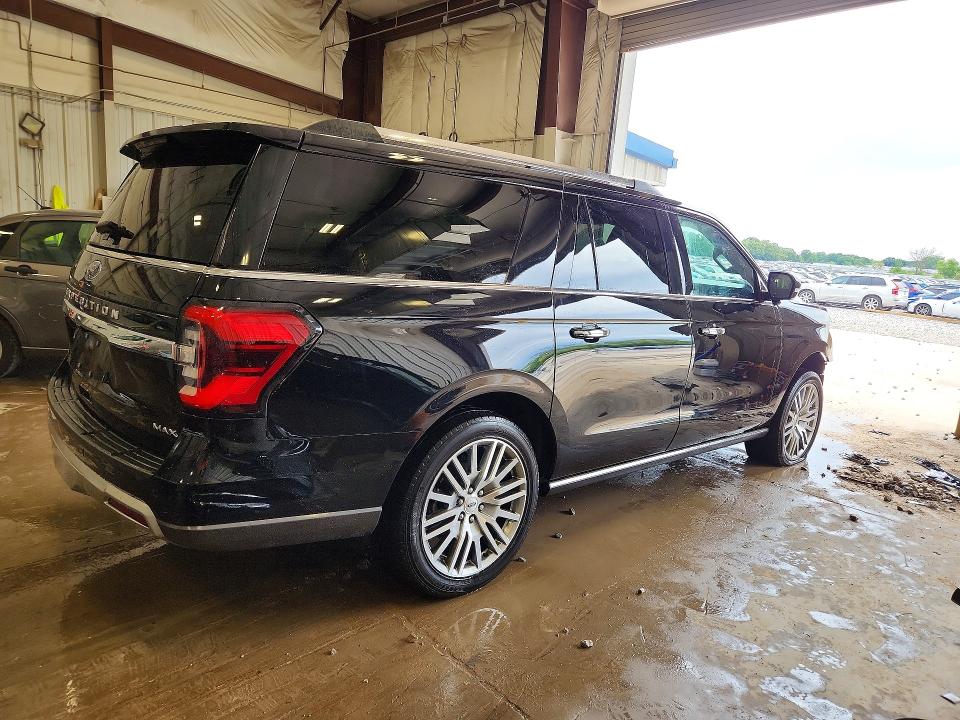 Photo 3 from auction – 2024 FORD EXPEDITION with VIN 1FMJK2A81REA17710
