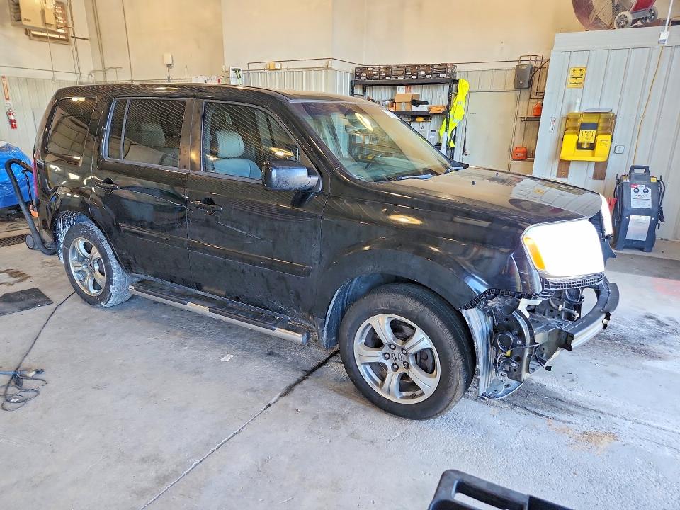 Photo 4 from auction – 2012 HONDA PILOT with VIN 5FNYF3H5XCB013685