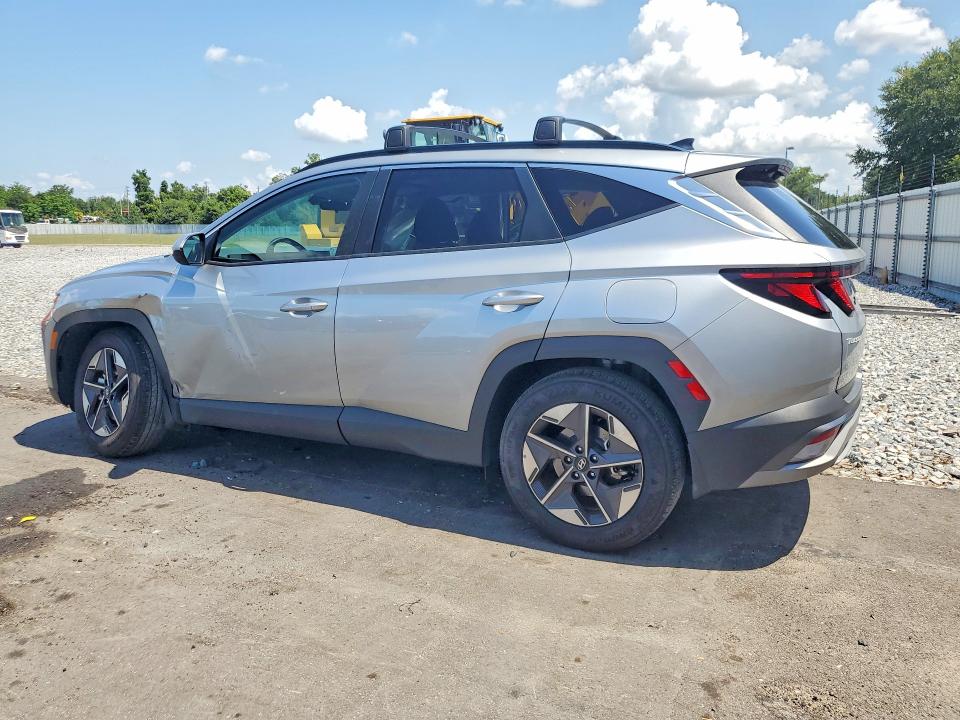 Photo 2 from auction – 2025 HYUNDAI TUCSON with VIN 5NMJB3DE8SH596757