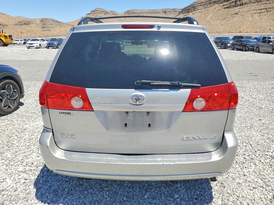 Photo 6 from auction – 2010 TOYOTA SIENNA with VIN 5TDKK4CC7AS335433