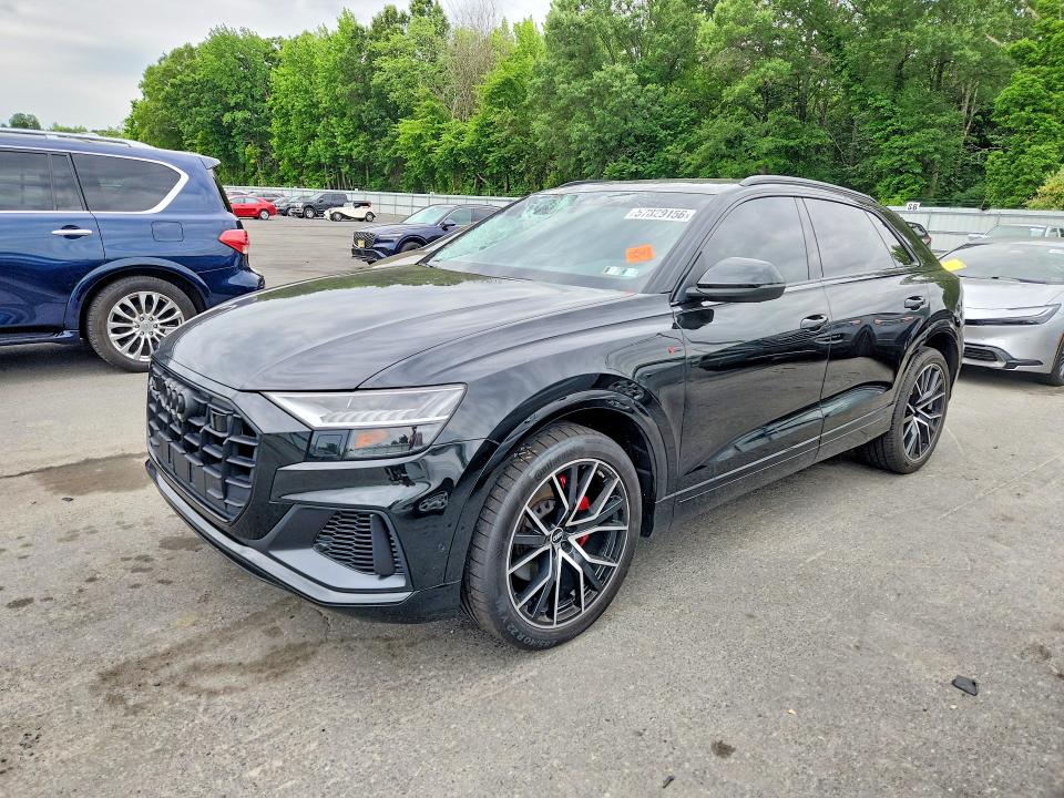 AUDI Q8 2022 مع رقم تعريف المركبة WA1EVBF11ND001235 - صورة من المزاد