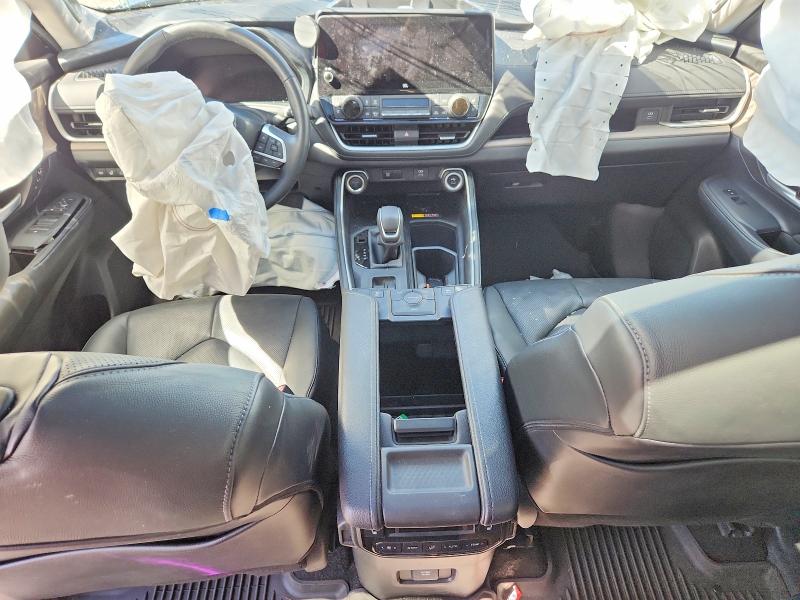 Photo 8 from auction – 2025 TOYOTA GRAND HIGHLANDER HYBRID with VIN 5TDACAB5XSS033419