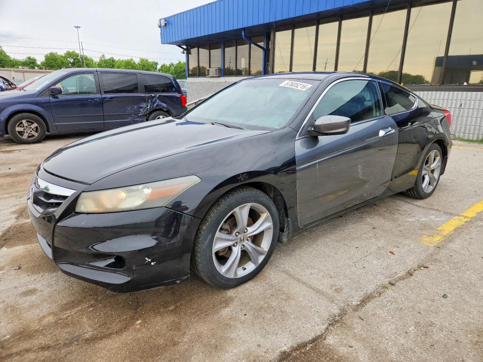 HONDA ACCORD 2011 with VIN 1HGCS2B82BA005236 - Photo from auction