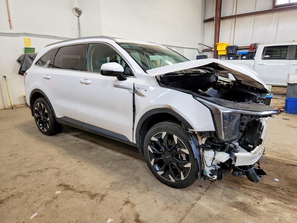 Photo 4 from auction – 2025 KIA SORENTO with VIN 5XYRHDJF2SG319312