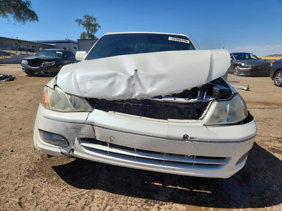 Photo 5 from auction – 2000 TOYOTA AVALON with VIN 4T1BF28B8YU081273