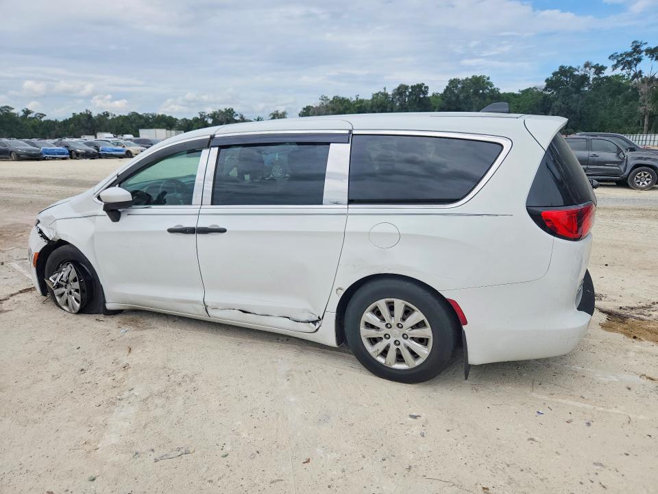 Photo 2 from auction – 2018 CHRYSLER PACIFICA with VIN 2C4RC1AG5JR247974