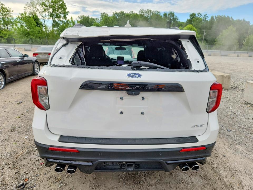Photo 6 from auction – 2024 FORD EXPLORER with VIN 1FM5K8GC3RGA22122