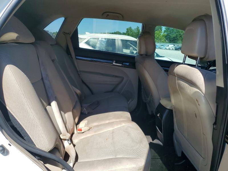 Photo 11 from auction – 2015 KIA SORENTO with VIN 5XYKT4A73FG587560