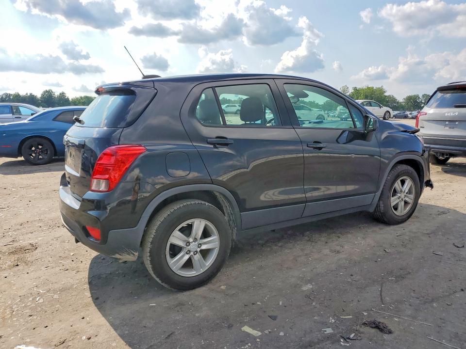 Photo 3 from auction – 2019 CHEVROLET TRAX with VIN 3GNCJKSB9KL213501