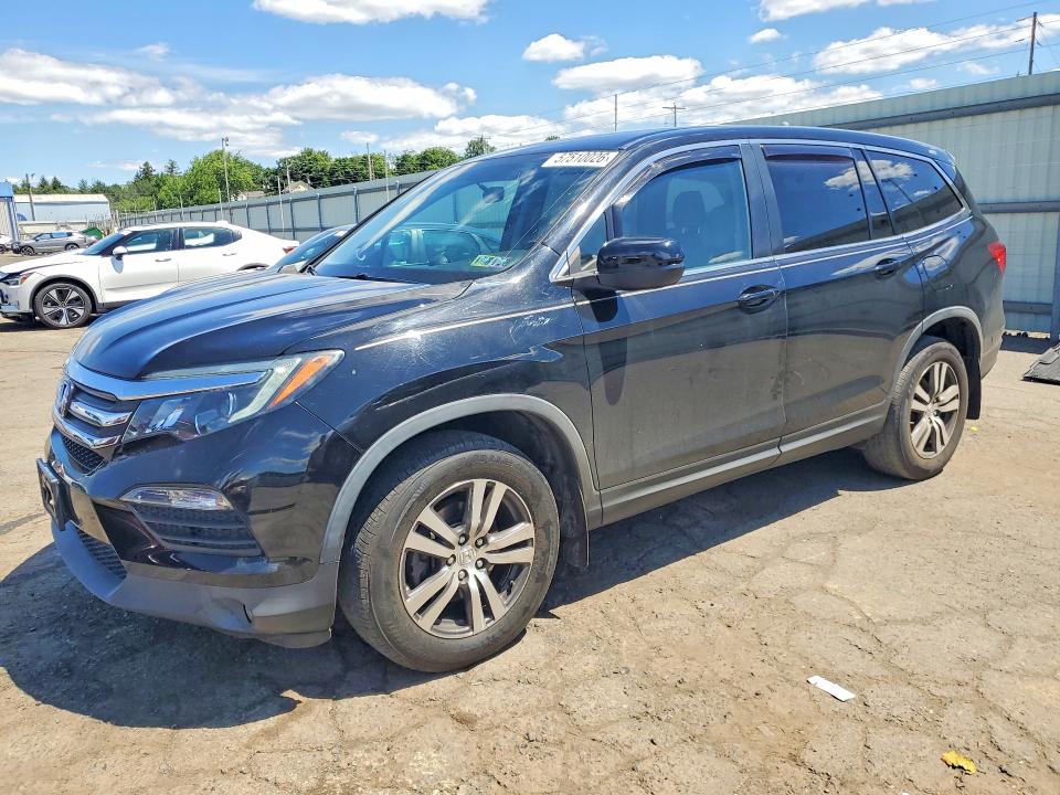 HONDA PILOT 2017 with VIN 5FNYF6H33HB084072 - Photo from auction
