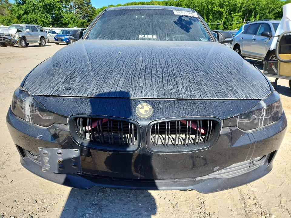 Photo 5 from auction – 2014 BMW 320 with VIN WBA3C3G58ENS67711