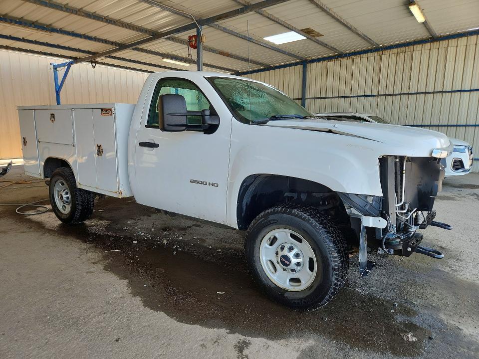 Zdjęcie 4 z aukcji – 2011 GMC SIERRA z VIN 1GT01ZCG2BF210190