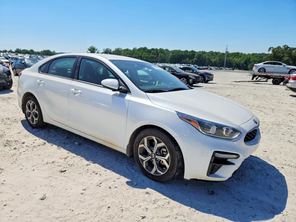 Photo 4 from auction – 2021 KIA FORTE with VIN 3KPF24AD7ME408716