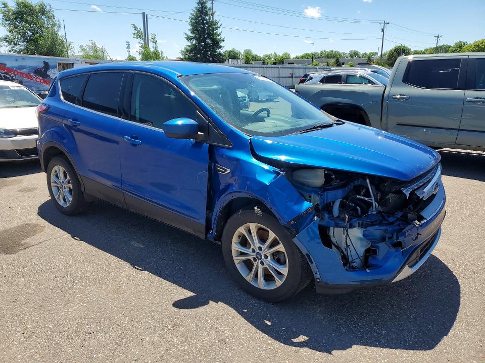 Photo 4 from auction – 2017 FORD ESCAPE with VIN 1FMCU9GD9HUC26147