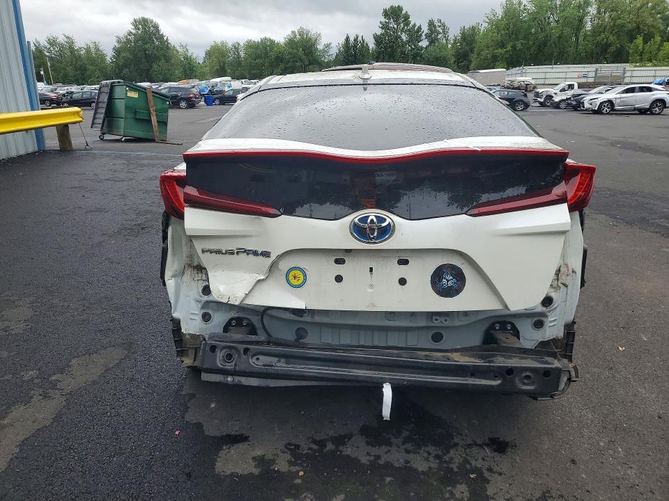 Photo 6 from auction – 2017 TOYOTA PRIUS PRIME with VIN JTDKARFP8H3067678