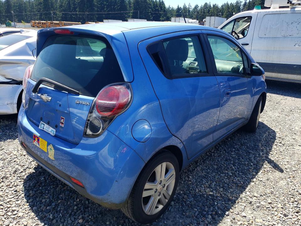 Photo 3 from auction – 2015 CHEVROLET SPARK with VIN KL8CA6S91FC742240