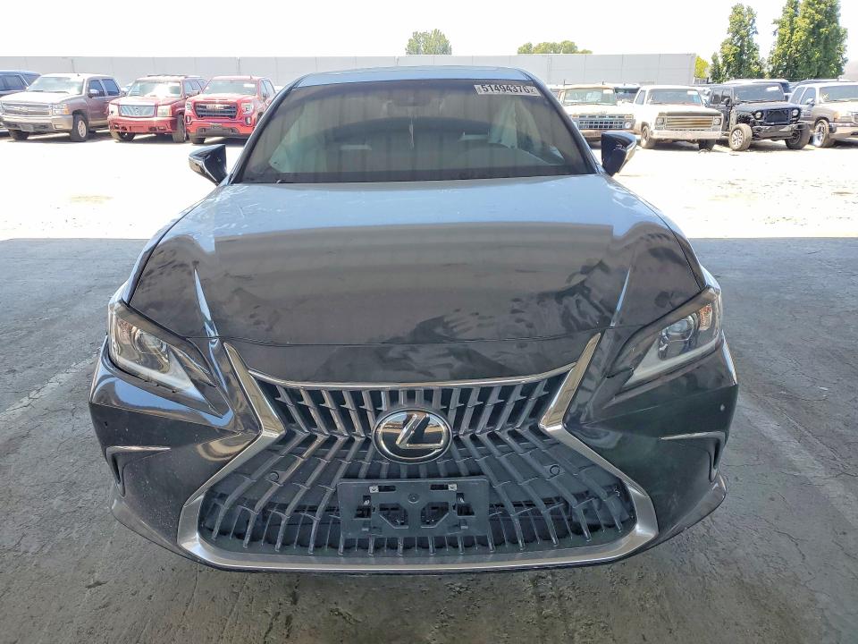 Photo 5 from auction – 2023 LEXUS ES 300H with VIN 58ADA1C12PU029290