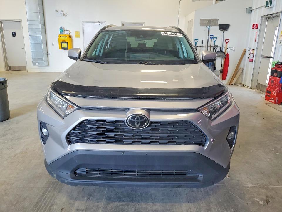 Photo 5 from auction – 2021 TOYOTA RAV4 with VIN 2T3R1RFV3MC183215