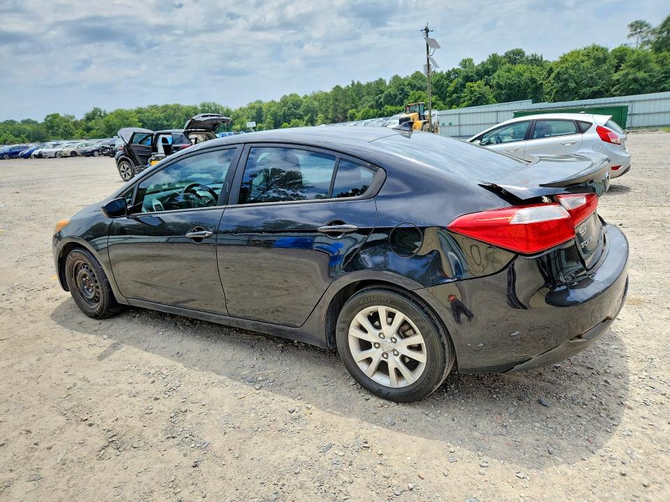 Photo 2 from auction – 2015 KIA FORTE with VIN KNAFK4A66F5322102