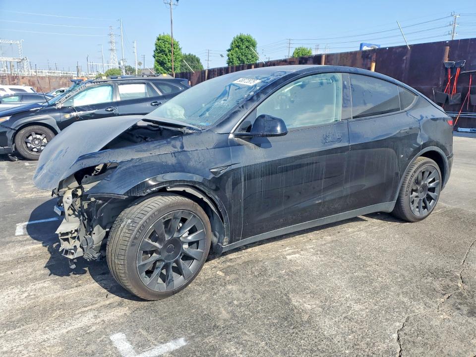 Zdjęcie 1 z aukcji – 2022 TESLA MODEL Y z VIN 7SAYGAEE1NF488721