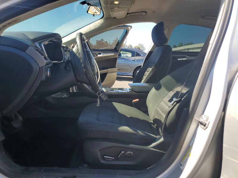 Photo 7 from auction – 2018 FORD FUSION with VIN 3FA6P0LU6JR224854