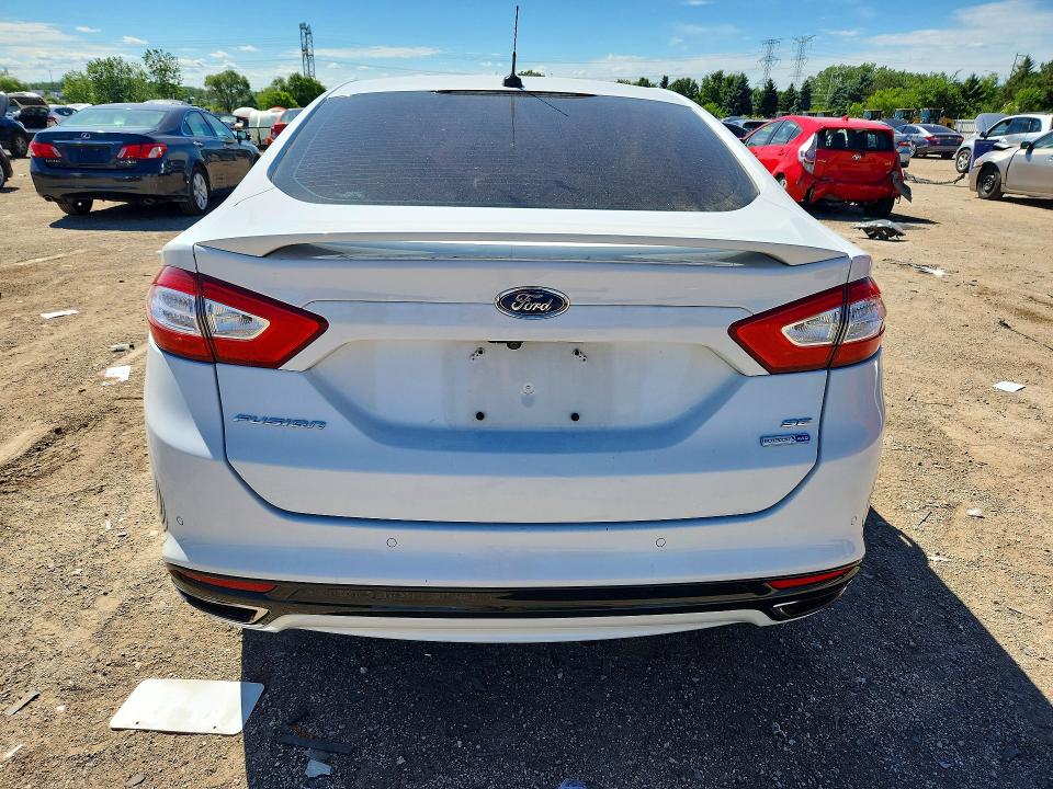 Photo 6 from auction – 2016 FORD FUSION with VIN 3FA6P0T95GR249183
