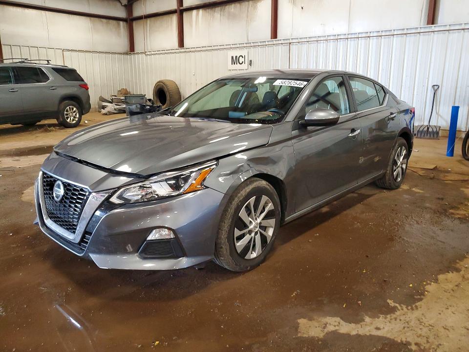 NISSAN ALTIMA 2019 with VIN 1N4BL4BW4KC202422 - Photo from auction