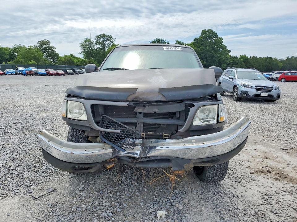 Photo 5 from auction – 2002 FORD F150 with VIN 1FTRW08L62KC68854