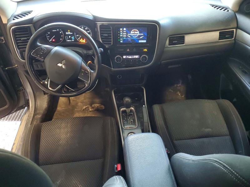 Photo 8 from auction – 2017 MITSUBISHI OUTLANDER with VIN JA4AZ2A3XHZ030459
