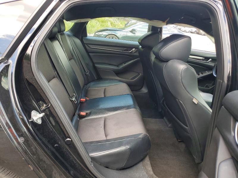 Photo 10 from auction – 2018 HONDA ACCORD with VIN 1HGCV1F31JA058041
