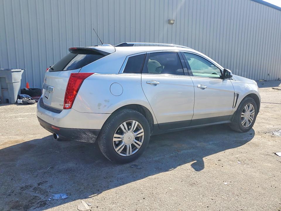 صورة رقم 3 من المزاد - 2015 CADILLAC SRX مع VIN 3GYFNBE37FS535641