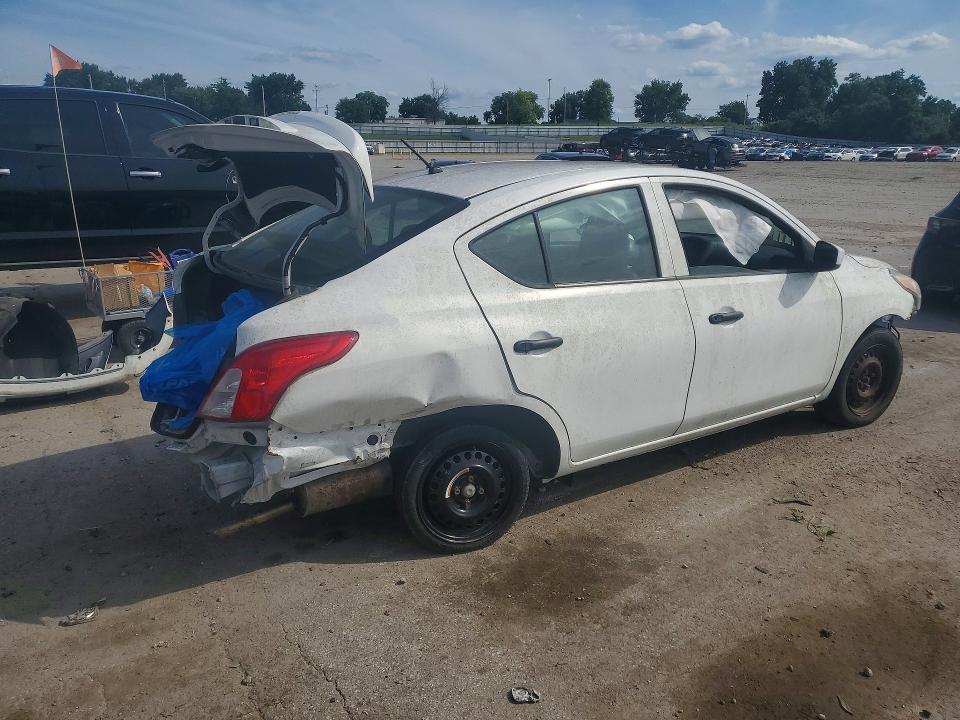 Photo 3 from auction – 2017 NISSAN VERSA with VIN 3N1CN7AP3HL856218