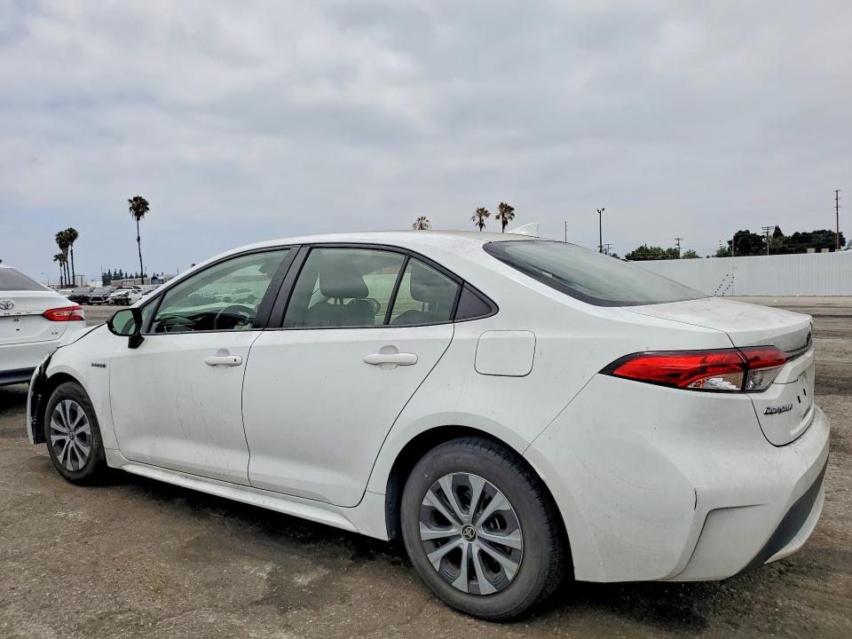 Photo 2 from auction – 2020 TOYOTA COROLLA with VIN JTDEBRBE7LJ005076