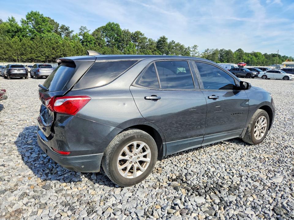 Photo 3 from auction – 2019 CHEVROLET EQUINOX with VIN 3GNAXHEV2KS585685