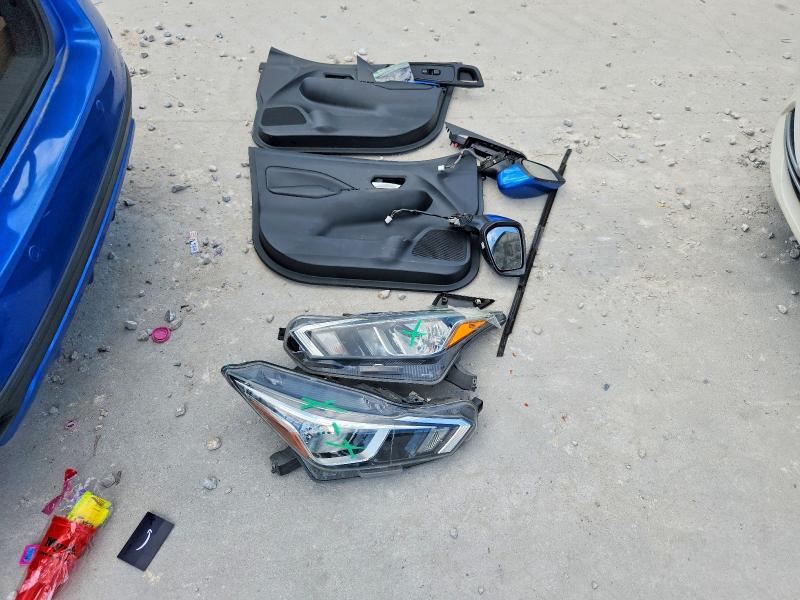 Photo 12 from auction – 2020 NISSAN VERSA with VIN 3N1CN8EV2LL859828