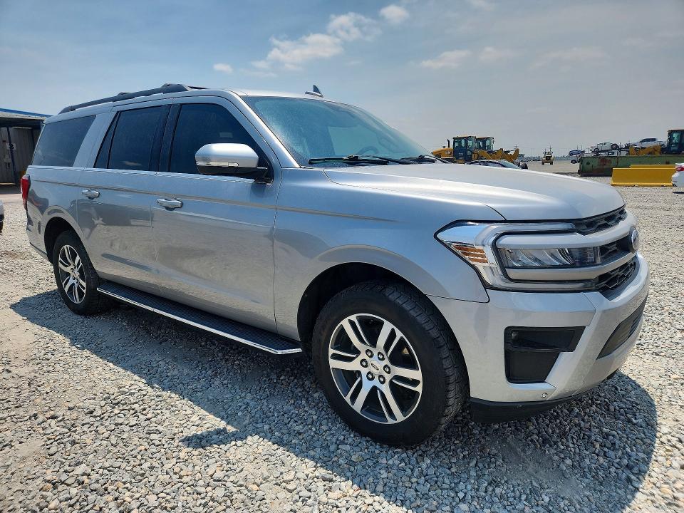 Photo 4 from auction – 2022 FORD EXPEDITION with VIN 1FMJK1JT2NEA09544
