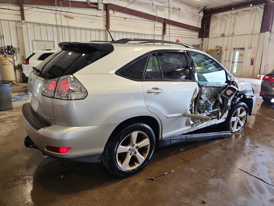 Photo 3 from auction – 2007 LEXUS RX with VIN 2T2HK31U37C032775