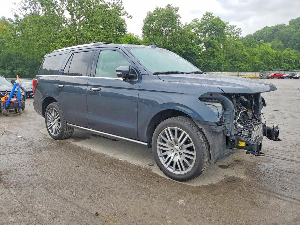 Photo 4 from auction – 2024 FORD EXPEDITION with VIN 1FMJU2A82REA01168