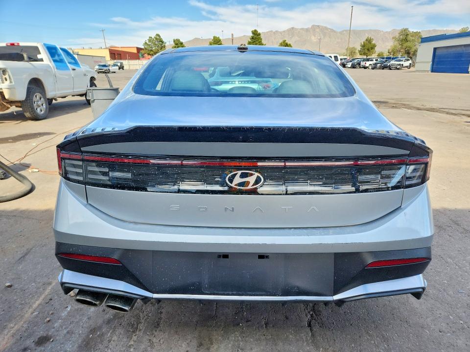Photo 6 from auction – 2026 HYUNDAI SONATA with VIN KMHL54JCXTA582083